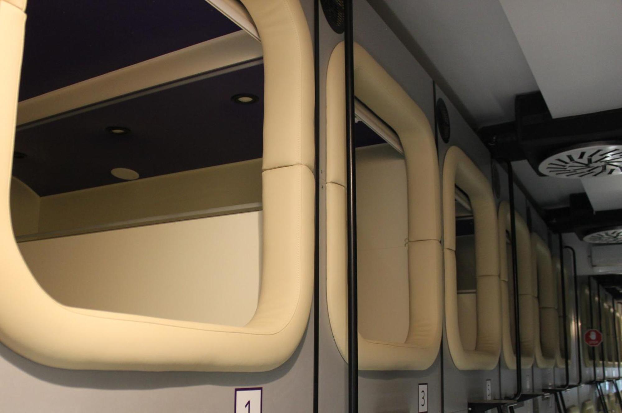 קייב Av-3 Capsule Hotel מראה חיצוני תמונה